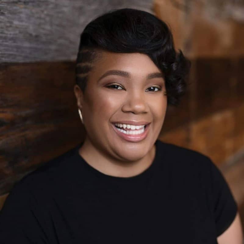 Alorie_800x800_acf_cropped Alorie Clark